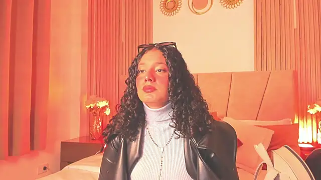 Snapshot of Rachell_Jamess chatting on September 21, 2025, 3:52 am Rachell Jamess online show from September 21, 2025, 3:52 am