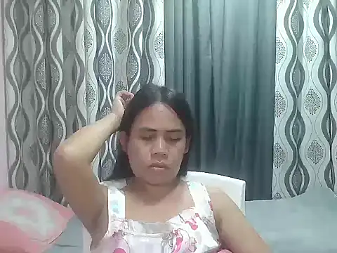 Snapshot of exoticpinay_dolly chatting on May 16, 2026, 12:29 am exoticpinay dolly online show from May 16, 2026, 12:29 am