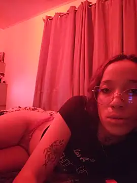 chelsie05 online show from June 12, 2026, 4:00 am