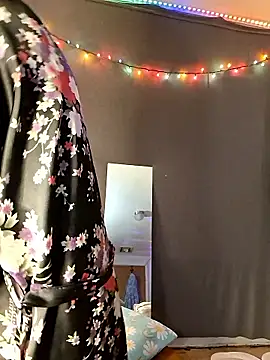 PeachyAriel online show from March 25, 2026, 1:33 am