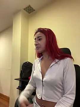 JuliethaDemon  online show from April 6, 2026, 1:56 pm