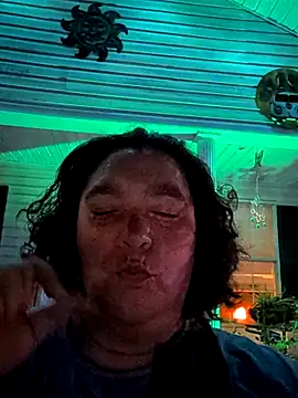 Snapshot of lil-gemini-hippy chatting on August 2, 2026, 5:28 am lil-gemini-hippy online show from August 2, 2026, 5:28 am