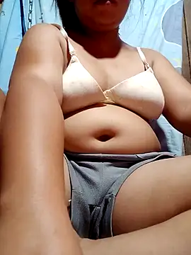 444apple online show from April 11, 2026, 4:33 pm