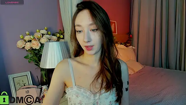 Miche1le Allenne online show from November 23, 2025, 1:05 am