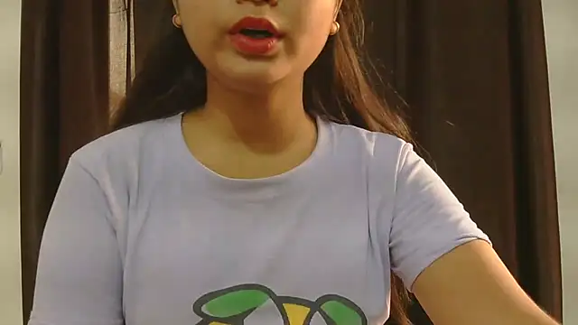 Snapshot of Cute-Bacchi chatting on September 28, 2025, 1:11 am Cute-Bacchi online show from September 28, 2025, 1:11 am