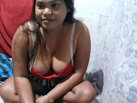 33mango online show from February 22, 2026, 8:07 pm