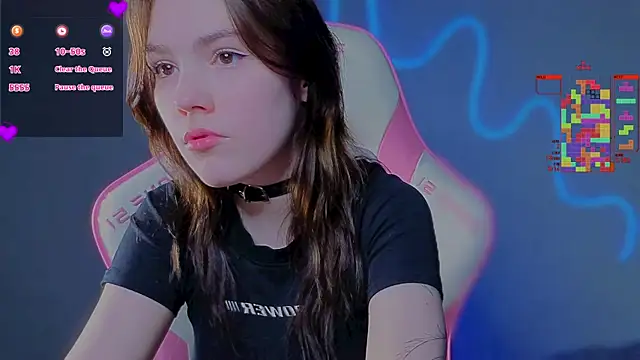 Snapshot of Sophie_SkyAngel chatting on July 25, 2026, 6:27 pm Sophie SkyAngel online show from July 25, 2026, 6:27 pm