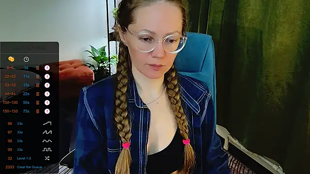 Snapshot of _Goldilocks_ chatting on September 20, 2025, 6:58 am  Goldilocks  online show from September 20, 2025, 6:58 am