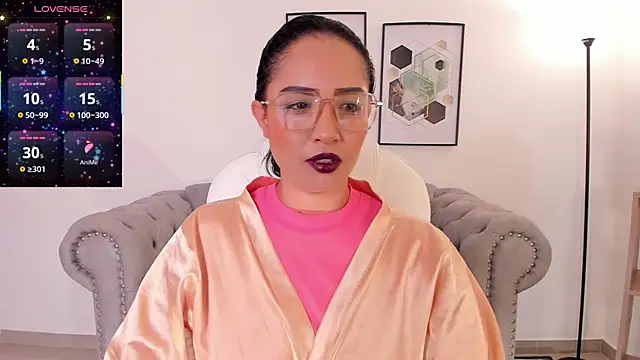 Sharon breezee online show from December 17, 2025, 4:51 am