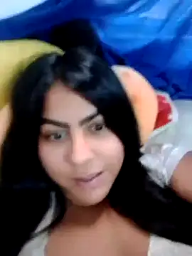 Snapshot of candytyler_ chatting on October 17, 2025, 10:45 pm candytyler online show from October 17, 2025, 10:45 pm