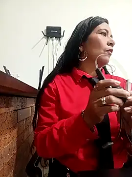 Snapshot of PAULA20- chatting on September 15, 2025, 2:17 pm PAULA20- online show from September 15, 2025, 2:17 pm