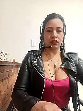 Snapshot of PAULA20- chatting on September 20, 2025, 12:50 pm PAULA20- online show from September 20, 2025, 12:50 pm