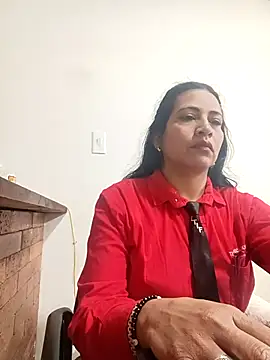 Snapshot of PAULA20- chatting on September 22, 2025, 5:37 pm PAULA20- online show from September 22, 2025, 5:37 pm