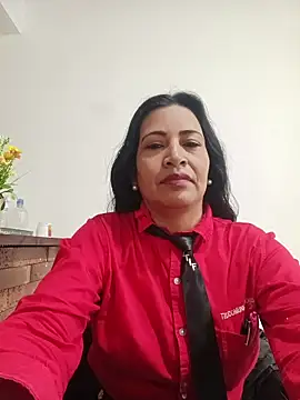 Snapshot of PAULA20- chatting on October 7, 2025, 12:57 pm PAULA20- online show from October 7, 2025, 12:57 pm