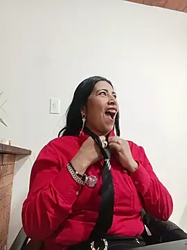 Snapshot of PAULA20- chatting on October 17, 2025, 1:14 pm PAULA20- online show from October 17, 2025, 1:14 pm