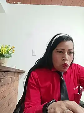 Snapshot of PAULA20- chatting on October 24, 2025, 2:24 pm PAULA20- online show from October 24, 2025, 2:24 pm