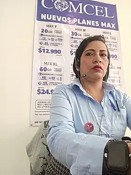 Snapshot of PAULA20- chatting on November 5, 2025, 1:55 pm PAULA20- online show from November 5, 2025, 1:55 pm