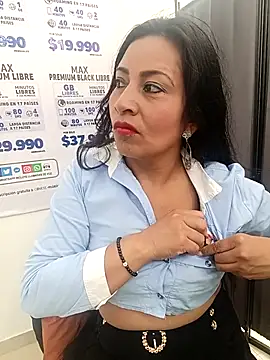 Snapshot of PAULA20- chatting on February 19, 2026, 2:02 pm PAULA20- online show from February 19, 2026, 2:02 pm