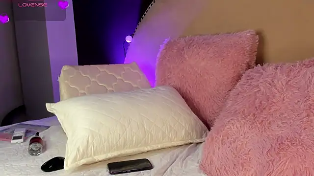  Kendall 19 online show from February 25, 2026, 8:29 pm