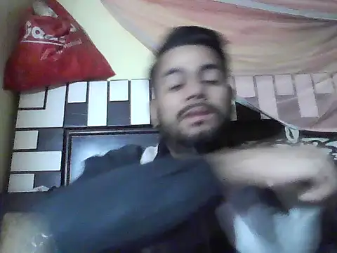 ursdreamperson online show from January 14, 2026, 3:34 am