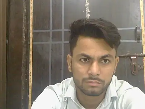 Snapshot of ursdreamperson chatting on May 29, 2026, 1:03 am ursdreamperson online show from May 29, 2026, 1:03 am