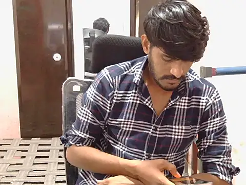 krishjaat43 online show from October 31, 2025, 5:19 am