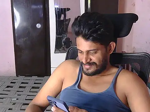 krishjaat43 online show from May 22, 2026, 6:42 am