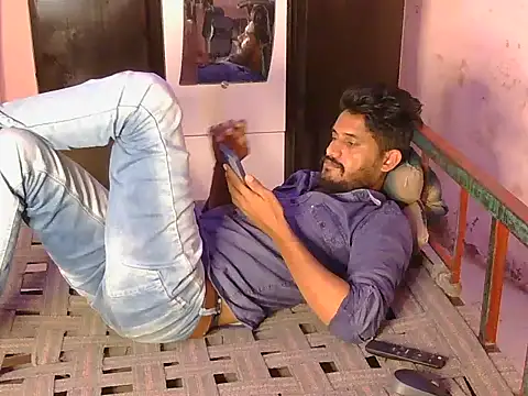 krishjaat43 online show from May 27, 2026, 3:25 am