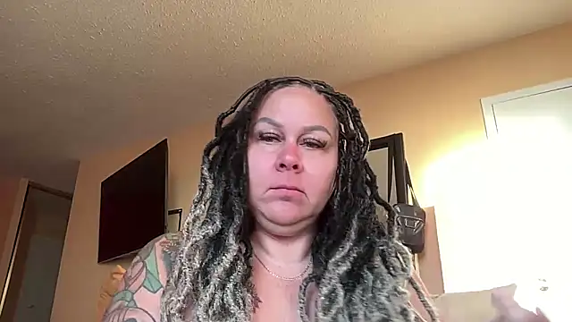 number1slut online show from April 23, 2026, 11:42 am