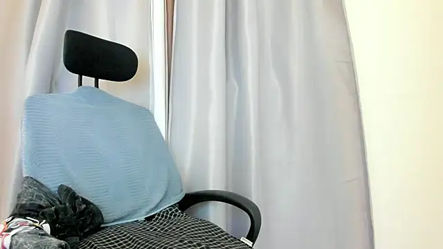 Asiancutiexx online show from January 19, 2026, 12:53 pm