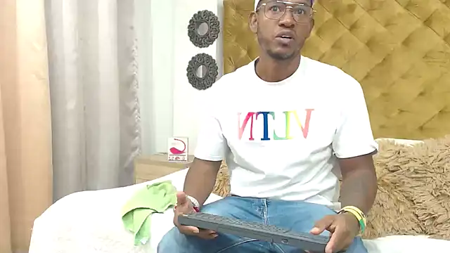 AndyCalifornia1 online show from September 25, 2025, 12:42 pm