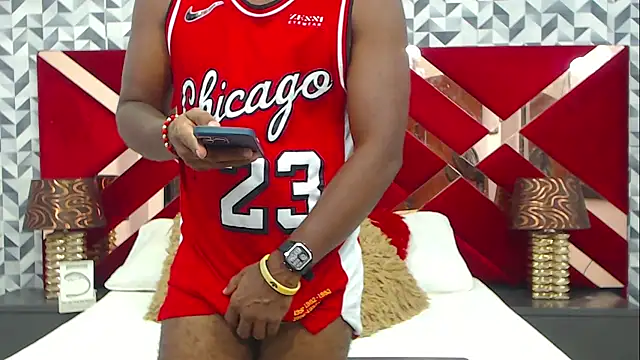 Snapshot of AndyCalifornia1 chatting on March 30, 2026, 10:33 pm AndyCalifornia1 online show from March 30, 2026, 10:33 pm