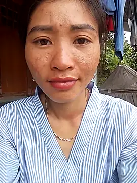 Snapshot of Phuongphuongg chatting on October 8, 2025, 3:04 am Phuongphuongg online show from October 8, 2025, 3:04 am