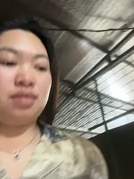Nhung584 online show from May 12, 2026, 1:52 pm