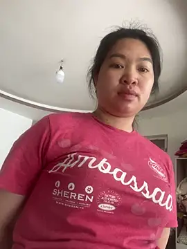 Nhung584 online show from May 18, 2026, 1:56 am