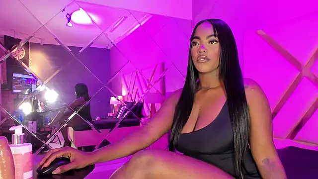 ReinaMiah online show from September 10, 2025, 4:01 am