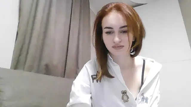 Requellia online show from November 9, 2025, 8:29 pm