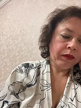 Kiravix online show from December 3, 2025, 7:45 pm