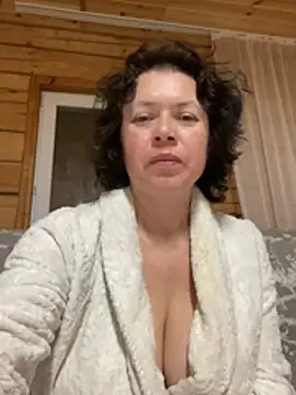 Kiravix online show from March 28, 2026, 8:08 pm