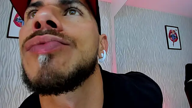 dylan jacobx online show from November 15, 2025, 3:15 am