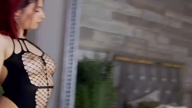 Snapshot of LunaHart chatting on April 11, 2026, 6:07 am LunaHart online show from April 11, 2026, 6:07 am