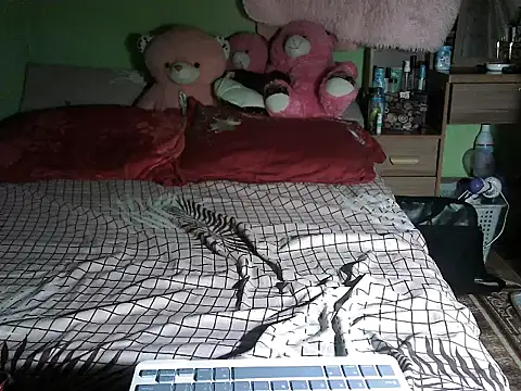 BigClit Ayana online show from September 29, 2025, 8:02 pm