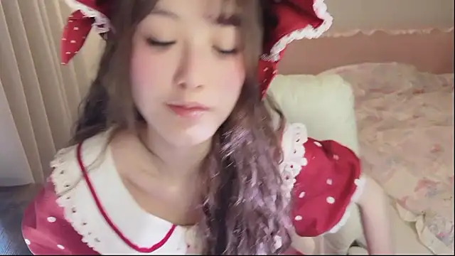 FuFu-puff online show from March 12, 2026, 9:04 am