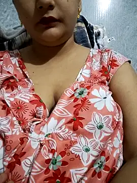 Snapshot of Anushka14321 chatting on November 2, 2025, 7:05 pm Anushka14321 online show from November 2, 2025, 7:05 pm