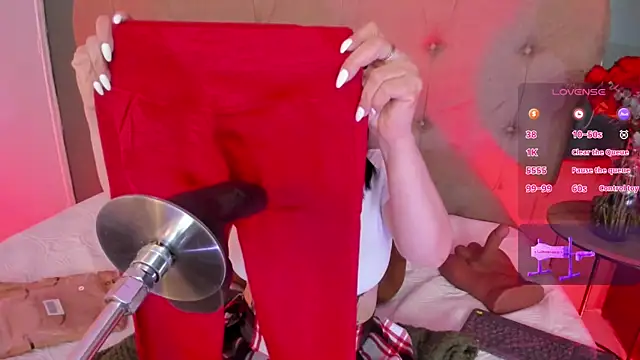 Snapshot of Karol_Pagee chatting on February 17, 2026, 3:36 am Karol Pagee online show from February 17, 2026, 3:36 am