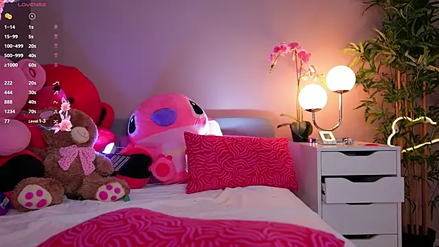 Vesya online show from October 6, 2025, 6:44 am