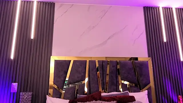 ScarletTorres online show from April 13, 2026, 6:35 pm