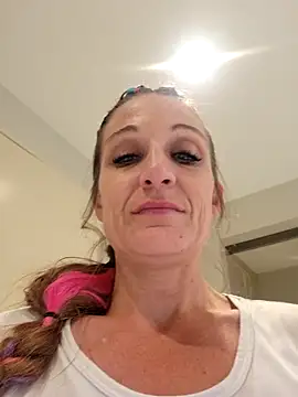 SexySunnyBlazen online show from December 3, 2025, 10:24 am