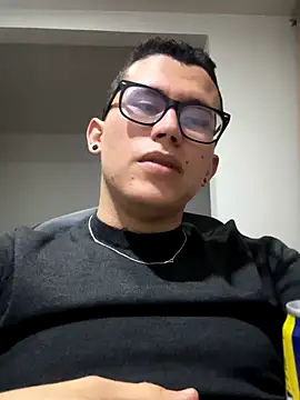 Kurtxxx22 online show from October 30, 2025, 4:58 am