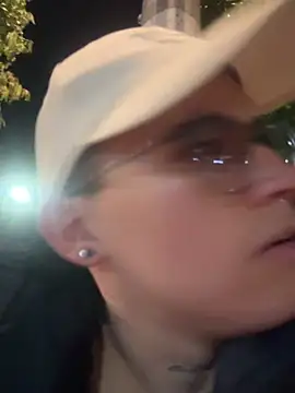 Kurtxxx22 online show from February 5, 2026, 6:07 am